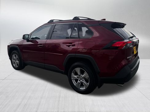 Used 2025 Toyota RAV4 XLE w/ Weather Package AWD/4WD image 5