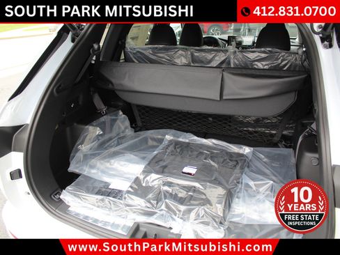 New 2025 Mitsubishi Outlander SE image 26