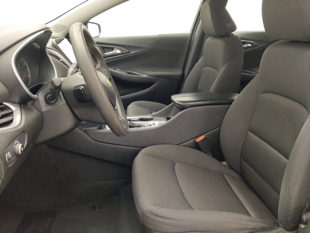 Used 2023 Chevrolet Malibu LT FWD image 17