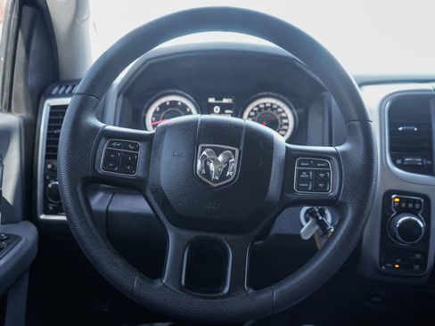 Used 2019 RAM 1500 Classic SLT image 20