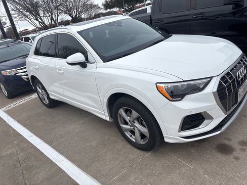 Used 2019 Audi Q3 2.0T Premium image 2