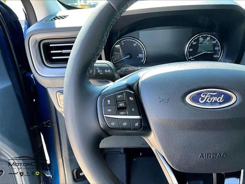Used 2023 Ford Maverick Lariat w/ Lariat Luxury Package FWD image 17