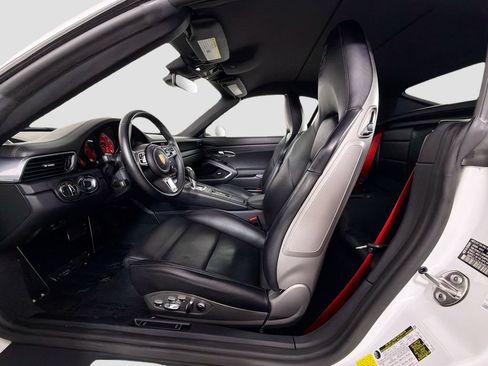 Used 2019 Porsche 911 Turbo AWD/4WD image 21