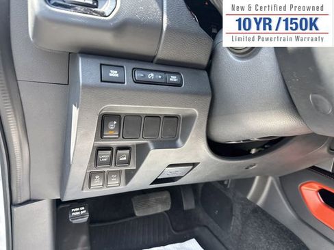 Used 2023 Nissan Frontier PRO-4X w/ Technology Package image 18