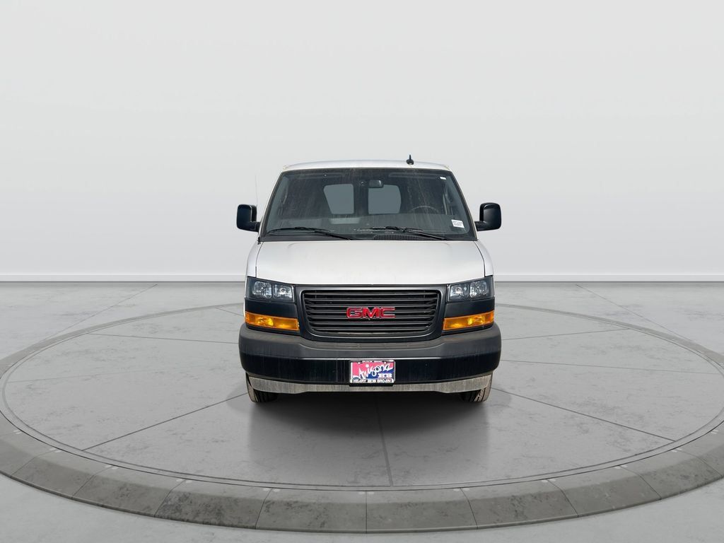 New 2025 GMC Savana 2500 Extended w/ Driver Convenience Package RWD image 3