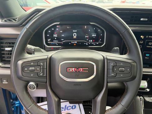 Used 2024 GMC Sierra 1500 AT4 w/ Technology Package AWD/4WD image 26