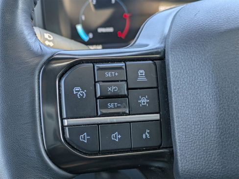 Certified 2024 Ford F250 Platinum image 31