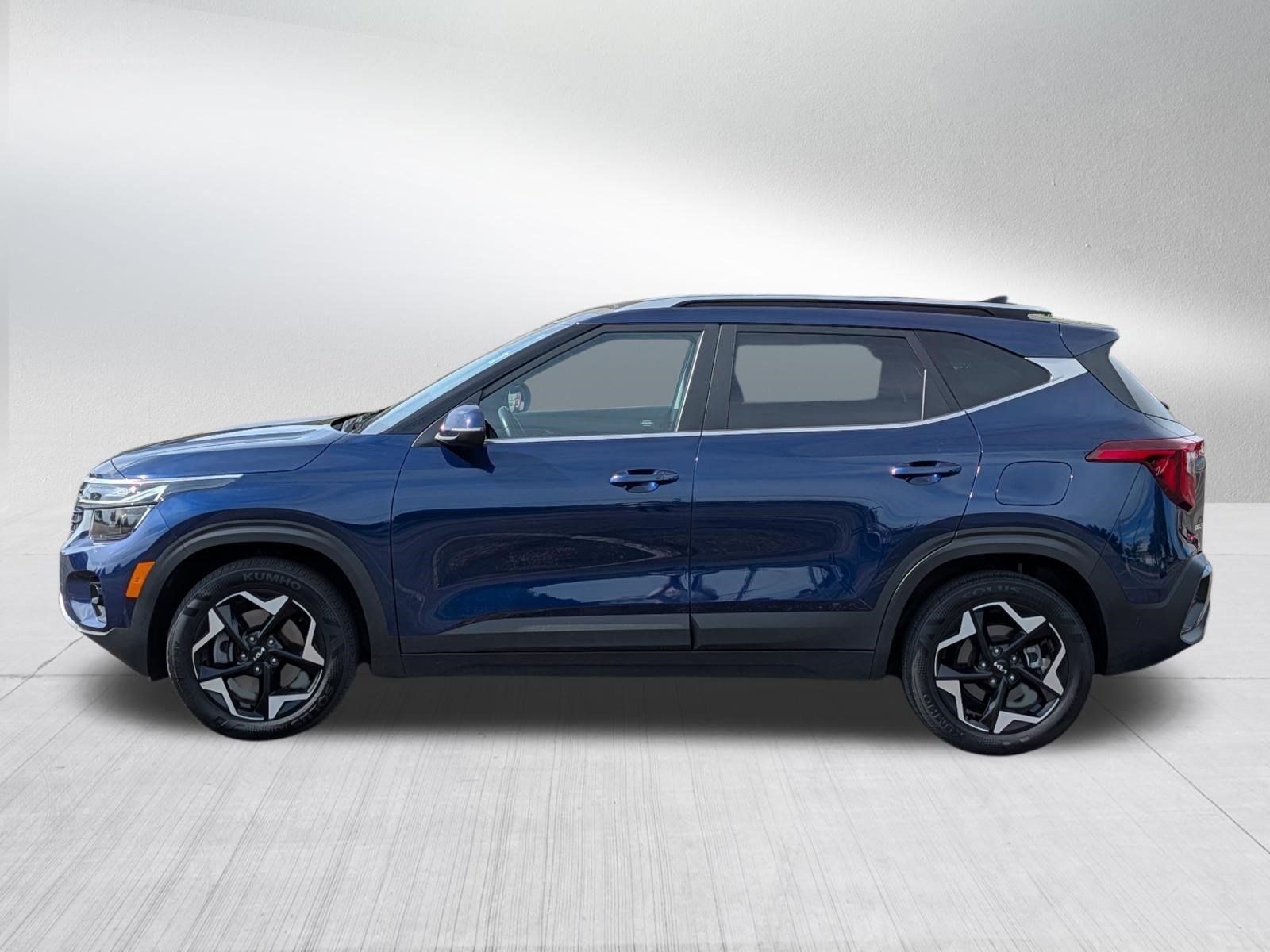 Certified 2024 Kia Seltos EX AWD/4WD image 4