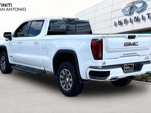 Used 2024 GMC Sierra 1500 AT4 w/ Technology Package AWD/4WD image 16