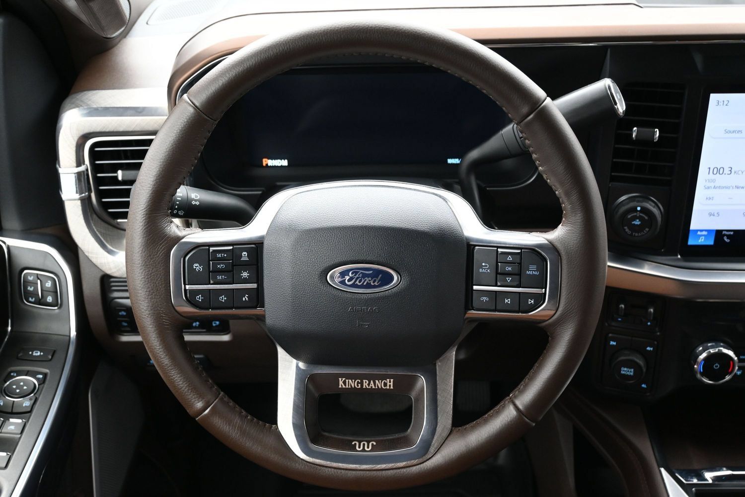 Used 2025 Ford F250 King Ranch AWD/4WD image 15