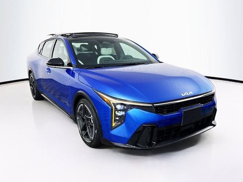 New 2025 Kia K4 GT-Line w/ GT-Line Premium Package image 3