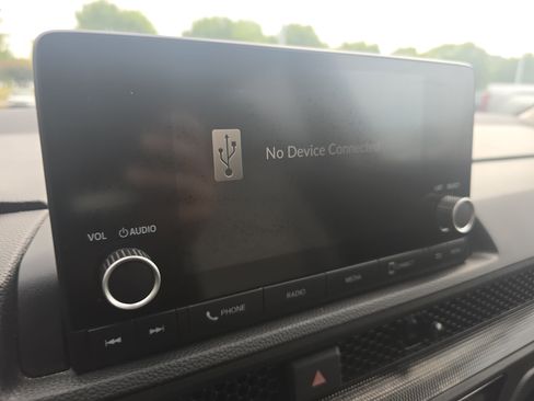 Used 2025 Honda CR-V LX image 20
