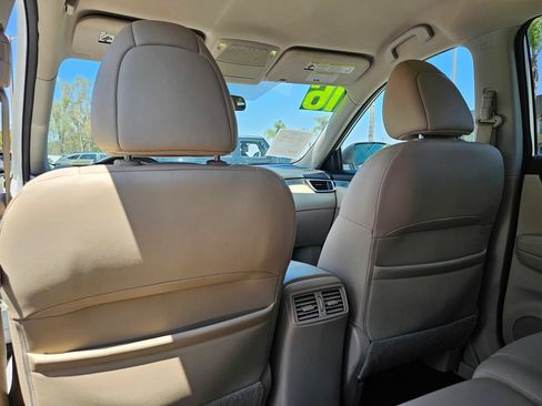 Used 2016 Nissan Rogue FWD image 22