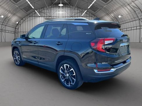 Used 2022 GMC Terrain SLT w/ Tech Package AWD/4WD image 5