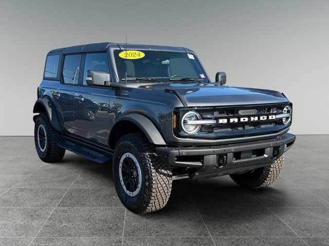 Used 2024 Ford Bronco Outer Banks w/ Sasquatch Package AWD/4WD image 8