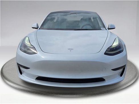 Used 2023 Tesla Model 3 Standard Range RWD image 9