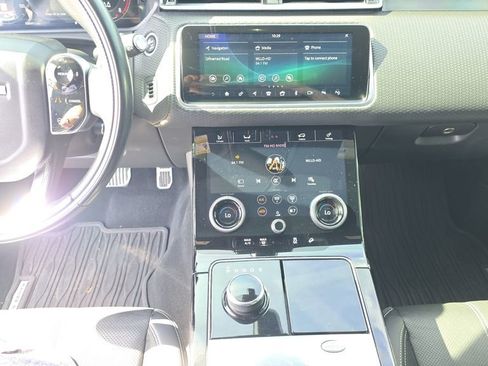 Used 2019 Land Rover Range Rover Velar R-Dynamic SE image 15