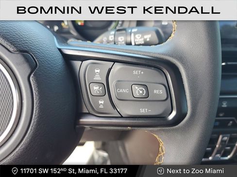 Used 2024 Jeep Wrangler Unlimited w/ LED Headlamp & Fog Lamp Group image 29