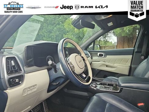 Used 2023 Kia Sorento SX Prestige AWD/4WD image 16