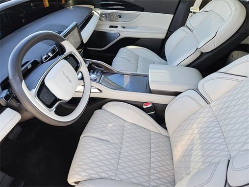 Certified 2024 Lincoln Nautilus Black Label w/ Jet Appearance Package (87T) image 13