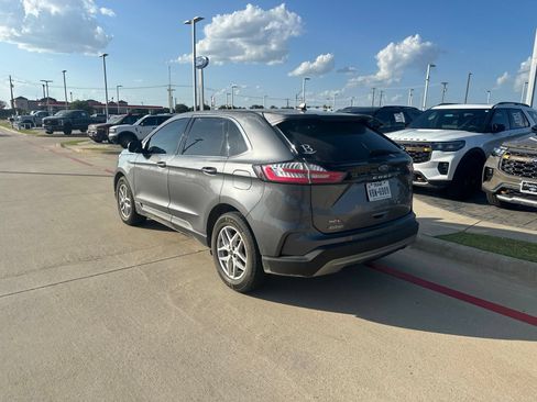 Used 2024 Ford Edge SEL w/ Convenience Package AWD/4WD image 11