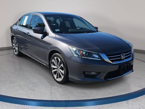 Used 2014 Honda Accord Sport image 3