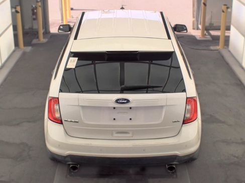 Used 2011 Ford Edge SEL FWD image 5