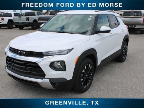 Used 2023 Chevrolet TrailBlazer LT FWD image 1