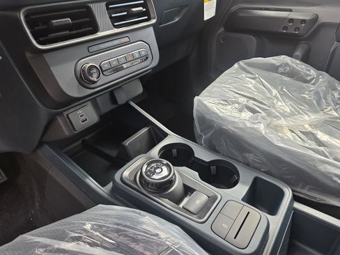 New 2026 Ford Maverick XL FWD image 19