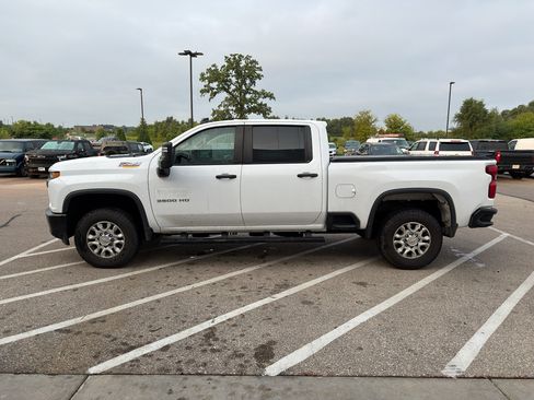 Used 2022 Chevrolet Silverado 3500 W/T w/ WT Convenience Package AWD/4WD image 2