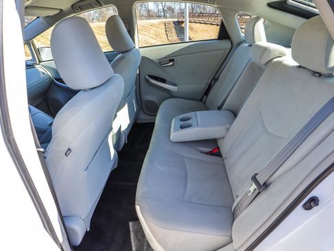 Used 2015 Toyota Prius Two image 34