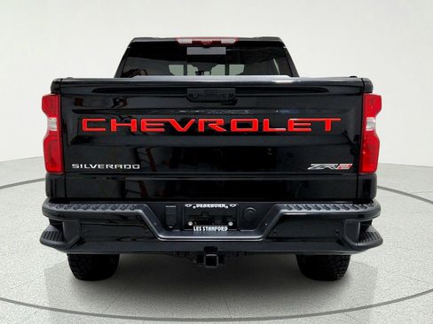 Used 2024 Chevrolet Silverado 1500 ZR2 w/ Technology Package AWD/4WD image 4