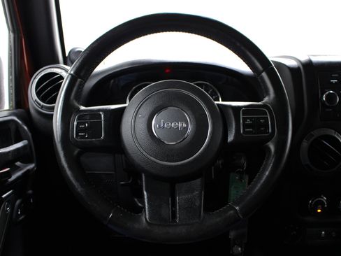 Used 2014 Jeep Wrangler Unlimited Sport w/ Quick Order Package 24S AWD/4WD image 8