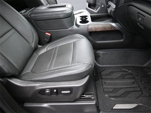 Used 2020 GMC Sierra 2500 Denali w/ Denali Ultimate Package image 25