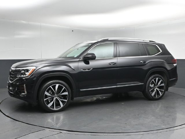 Used 2024 Volkswagen Atlas SEL Premium R-Line AWD/4WD image 4
