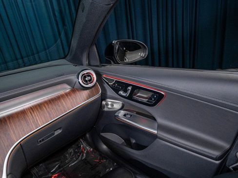 New 2026 Mercedes-Benz GLC 300 4MATIC image 24