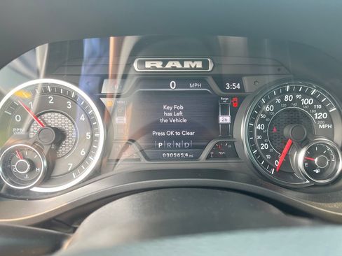 Used 2023 RAM 1500 Big Horn AWD/4WD image 18