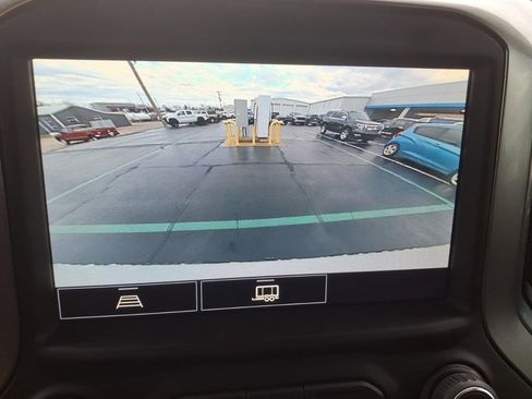 Used 2022 Chevrolet Silverado 1500 LT Trail Boss w/ Convenience Package II image 27