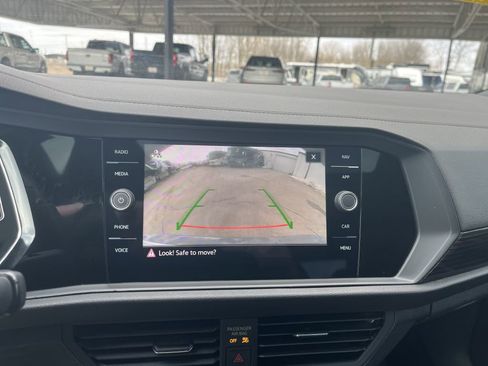 Used 2023 Volkswagen Jetta GLI Autobahn image 34