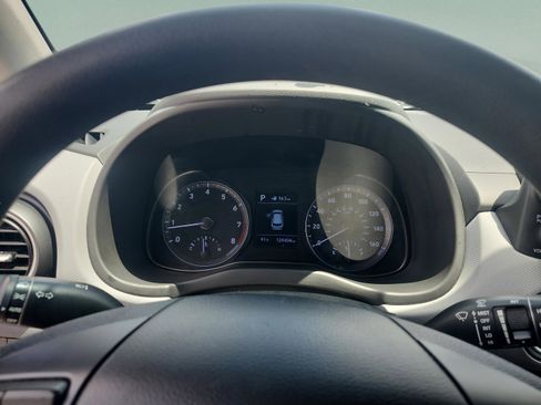 Used 2018 Hyundai Kona SE AWD/4WD image 9