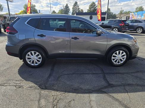 Used 2020 Nissan Rogue S image 7