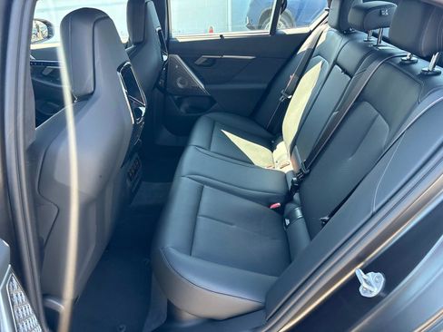 Used 2025 BMW M5 w/ Carbon Package image 19