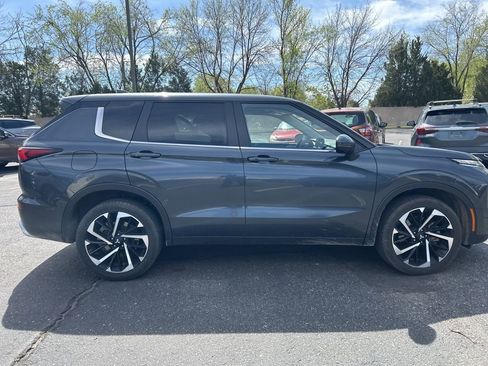 Used 2024 Mitsubishi Outlander SE image 22