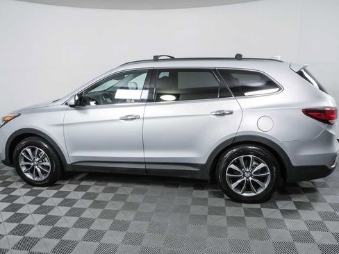 Used 2019 Hyundai Santa Fe XL SE FWD image 27