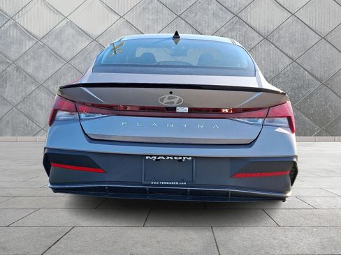 Certified 2025 Hyundai Elantra Sport image 6