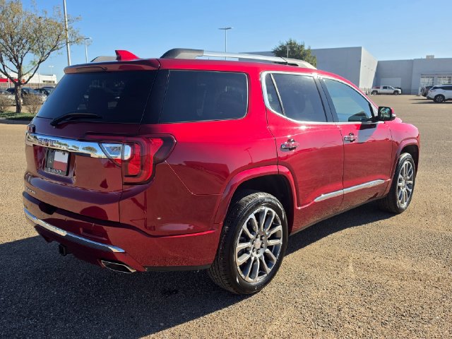 Used 2023 GMC Acadia Denali w/ Denali Technology Package FWD image 6