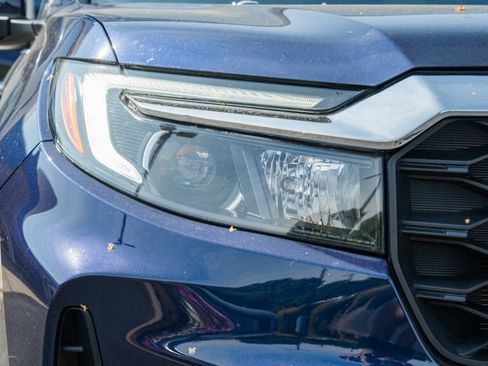 Used 2023 Honda Passport EX-L image 14