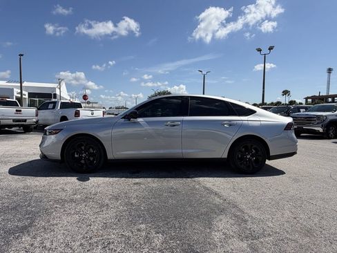 Used 2025 Honda Accord SE image 8