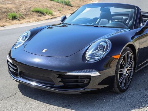 Used 2015 Porsche 911 Carrera 4S AWD/4WD image 10