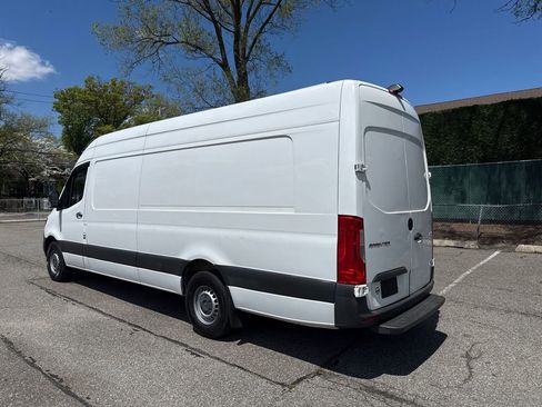 Used 2020 Mercedes-Benz Sprinter 2500 w/ Driver Convenience Package image 5